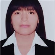 Profesora de Matemáticas imparte clase a niños de todas las edades